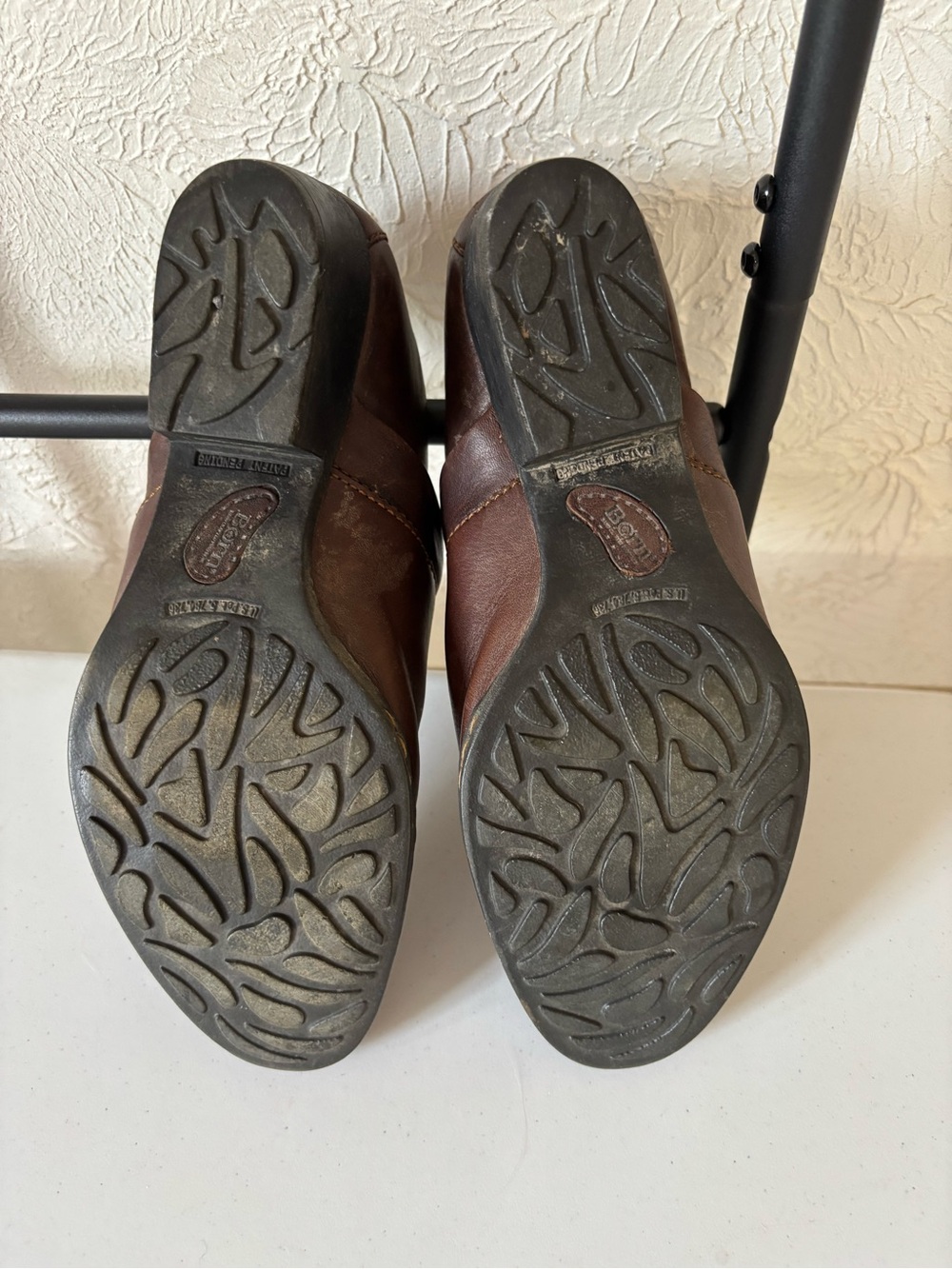 Born Women’s Dark Brown Leather Slip-On Booties - Picture 4 of 12